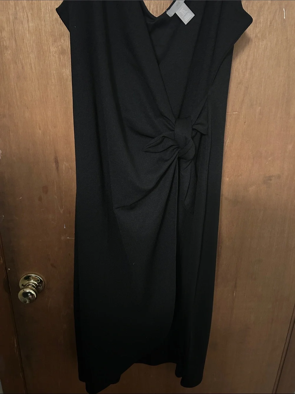 H&M Black Sleeveless Midi Dress with Side Knot